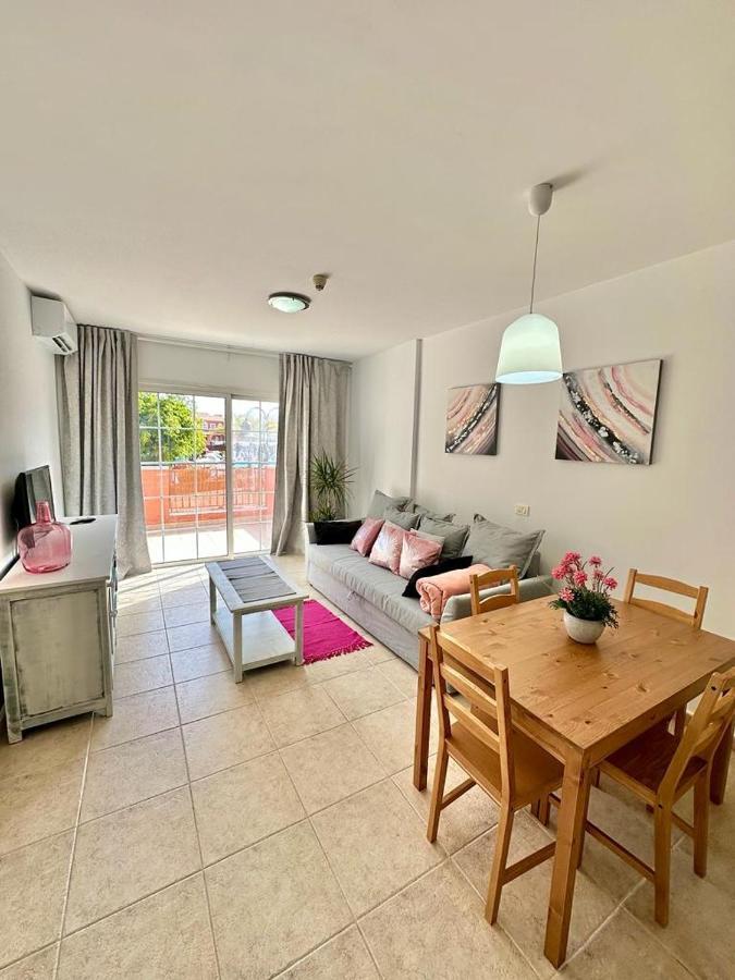 Sunny Apartment & Heated Pool Los Cristianos  Ngoại thất bức ảnh